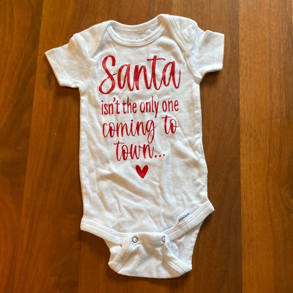 Gerber Other - NWOT Christmas baby announcement